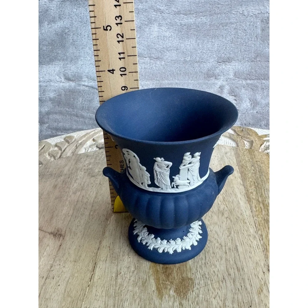 Wedgwood Cobalt Blue Jasperware Urn Vase Neoclassical Made in England‎ 3.75 inch